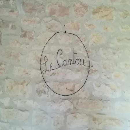 House Le Cantou * Fargues